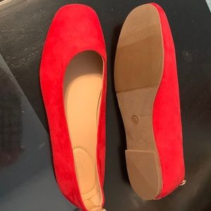 Universal Thread Red Flats